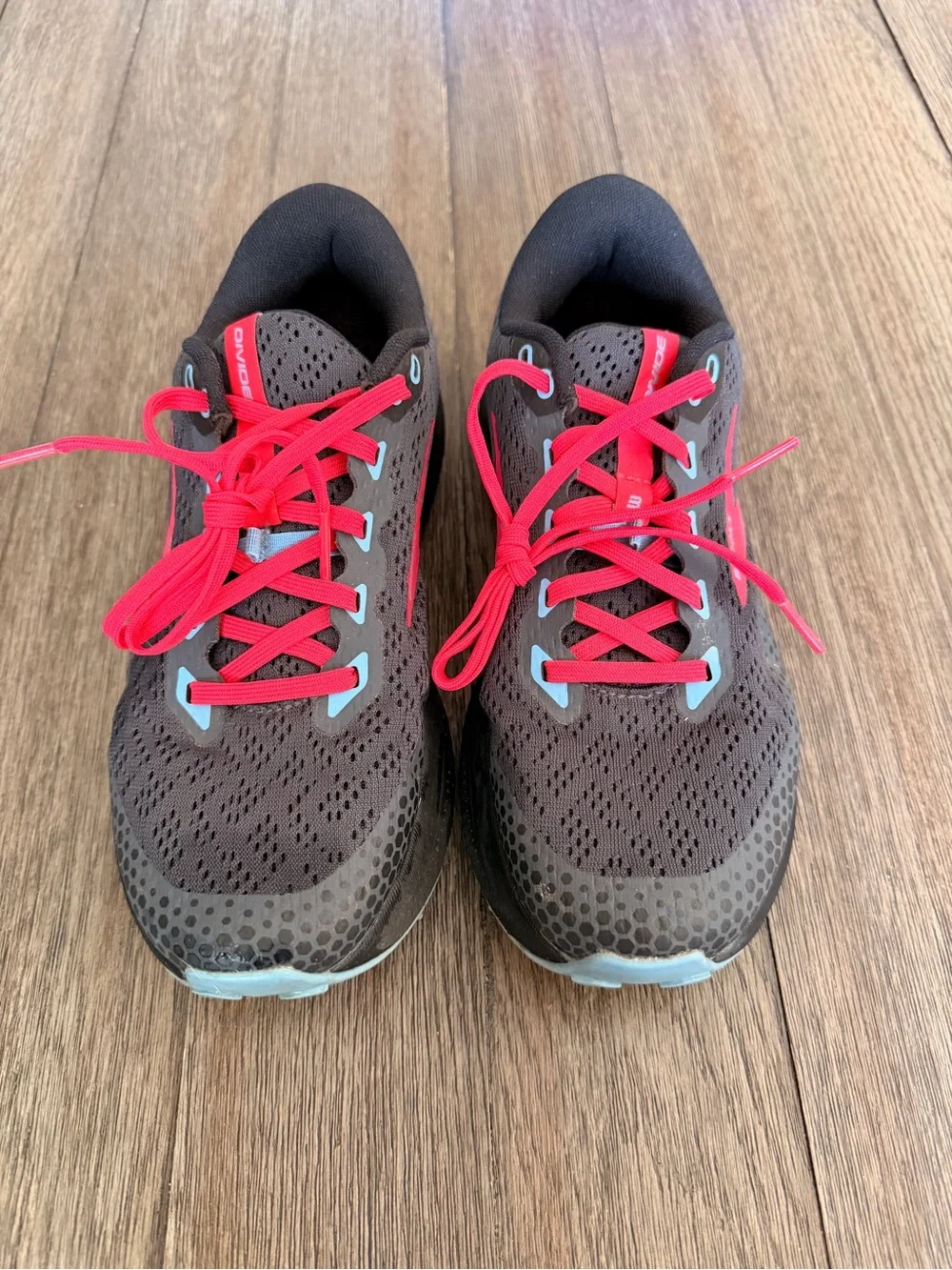 Brooks Women’s Divide 3